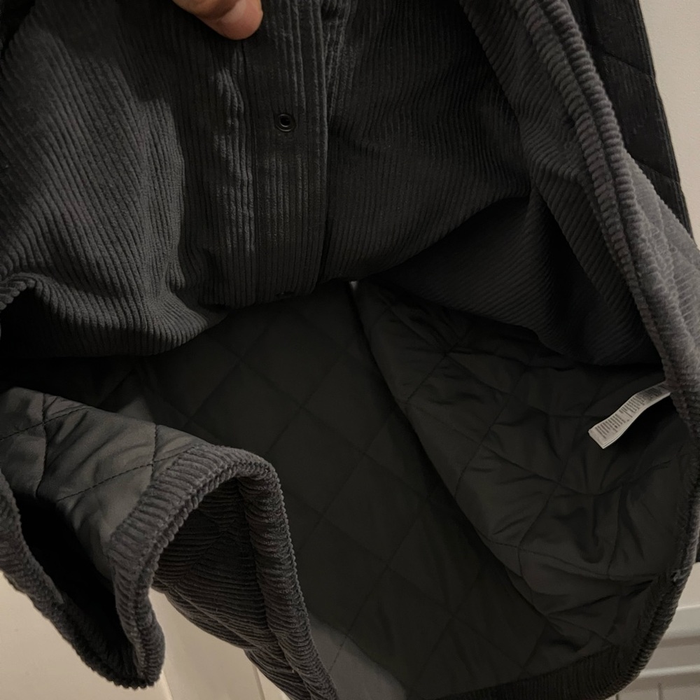 GAP Corduroy Quilted Shirt Jacket Men's XXL Charcoal Gray Snap Front Pockets - Picture 7 of 9